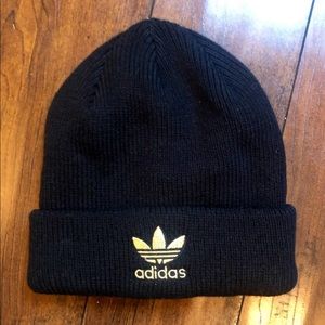 adidas beanie.
